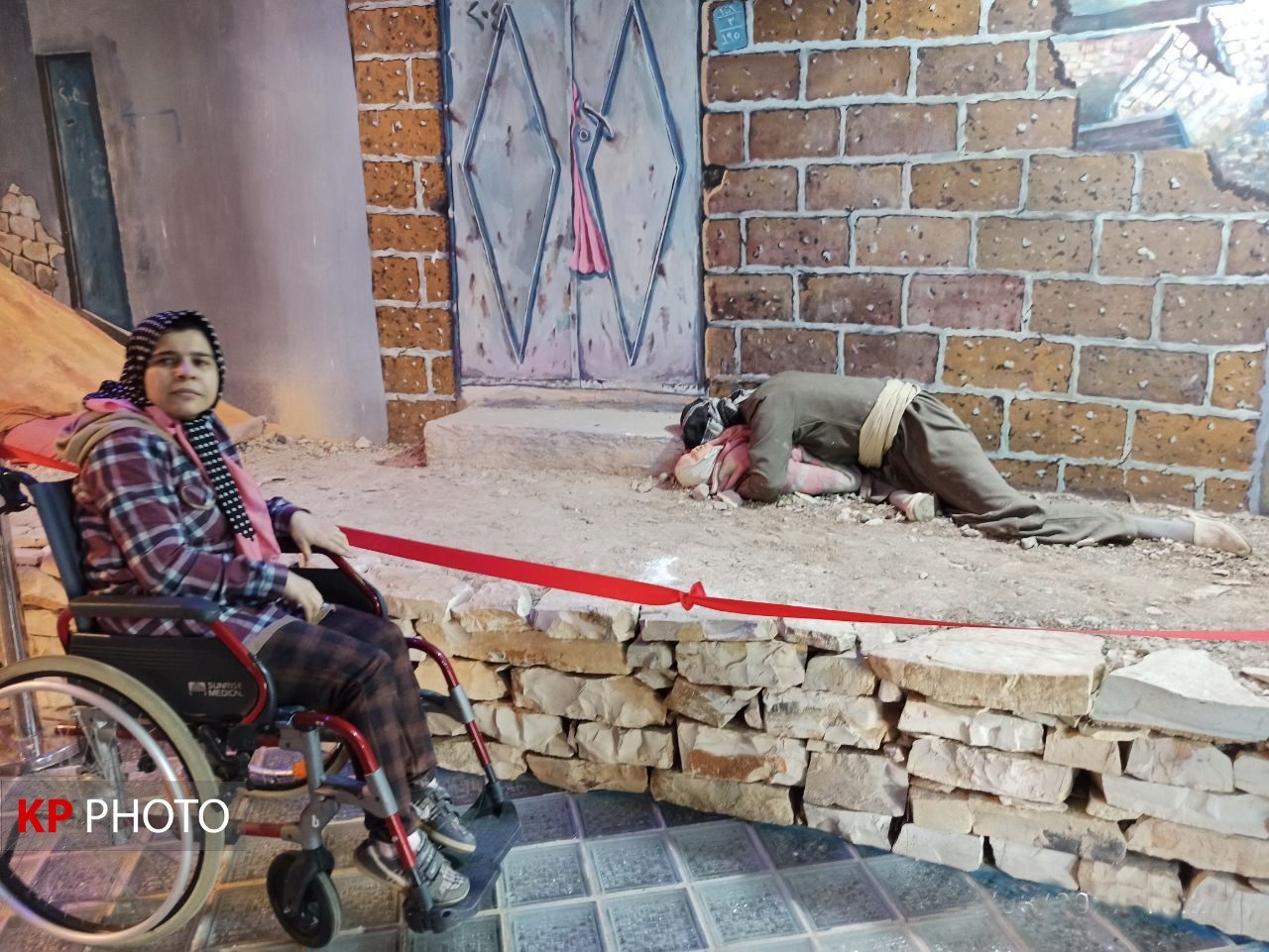 او زنده ماند تا راوی روزهای تلخ همبازی‌ها‌یش باشد