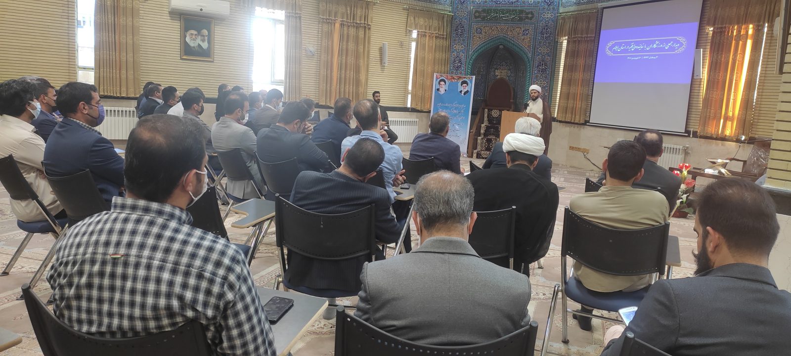 برگزاری نشست گفتمانی چراغ راه با حضور ورزشکاران استان ایلام