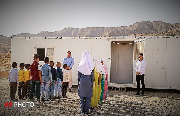 دانش آموزان آذربایجان غربی همچنان اسیر وعده های حذف مدارس کانکسی