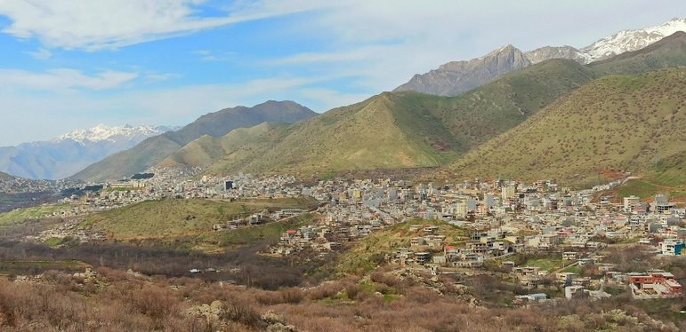آبرسانی سیار به محلات و روستاهای الحاقی شهر پاوه