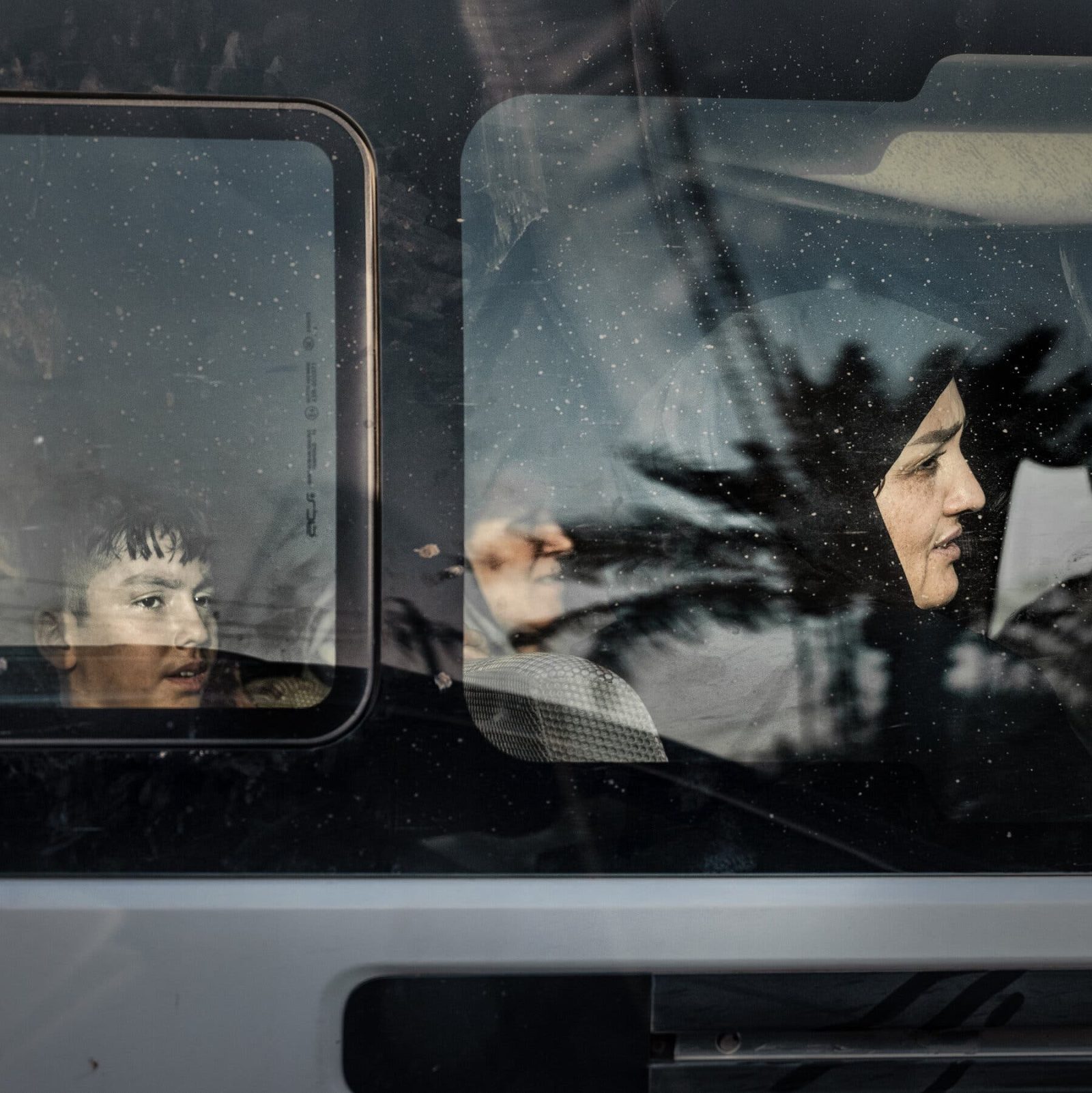With government paralyzed and militias fighting, Iraq’s instability deepens /  Jane Arraf