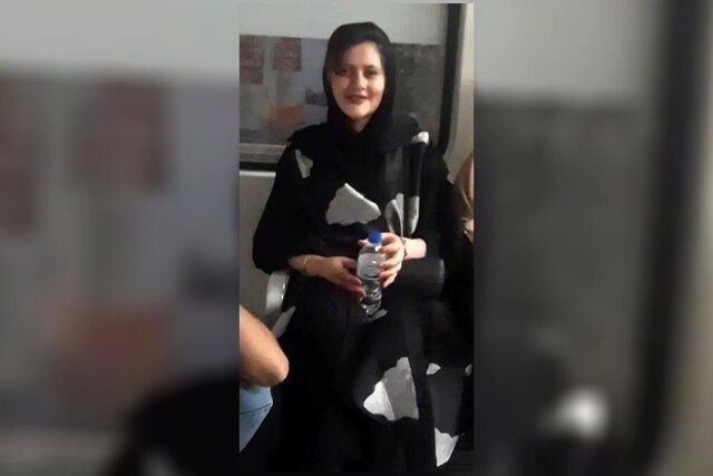 بنەماڵەی ژینا سکاڵایان لەدژی ئەو کەسانە تۆمار کرد کە کچەکەیانیان دەستگیر کردبوو