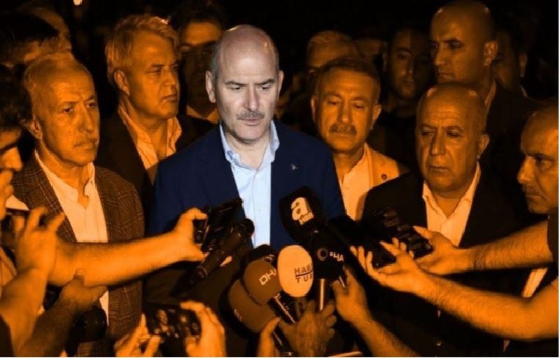 سولەیمان سۆیلۆ، وەزیری ناوخۆی توکیا دەستی لە کار کێشاوەتەوە