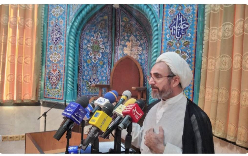 مدیران فضا را برای انتقاد فراهم کنند