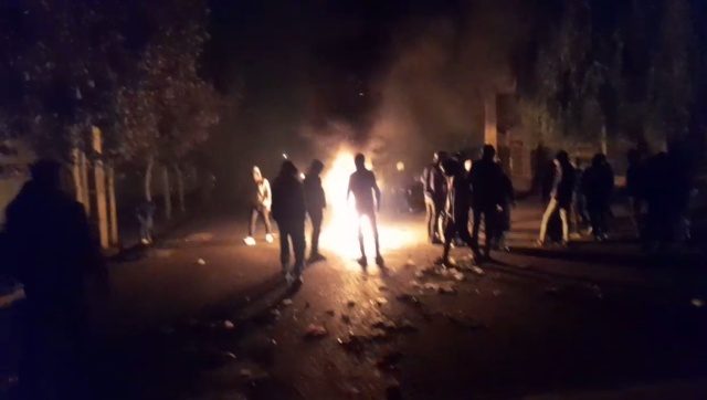 شب پر تلاطم مهاباد؛ شهر در اعتصاب