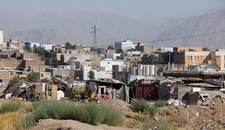 کلانشهر کرمانشاه ۱۲۴۰ هکتار بافت فرسوده و  حاشیه ای دارد
