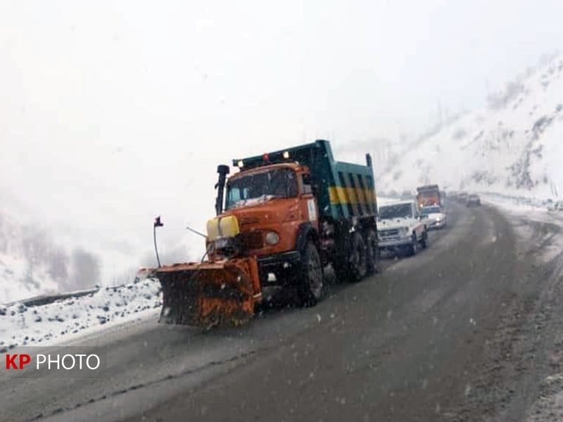 جاده‌های کردستان لغزنده است/ممنوعیت تردد کشنده‌ ها