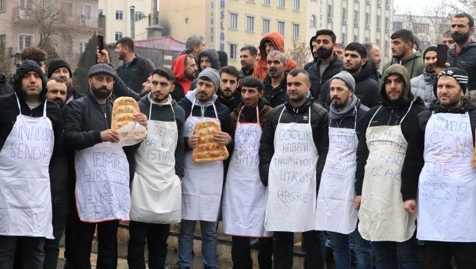 کارگران نانوایی های دیاربکر خواستار استعفای رئیس جمهور شدند
