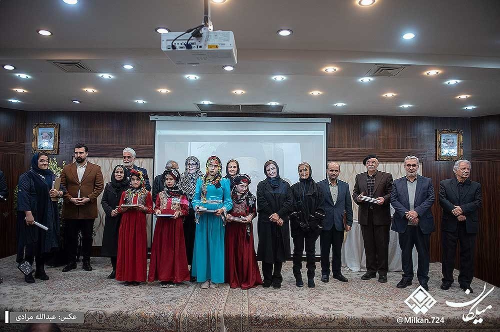 آیین اولین سالگرد درگذشت پرتو کرمانشاهی با حضور اهالی فرهنگ و هنر برگزار شد