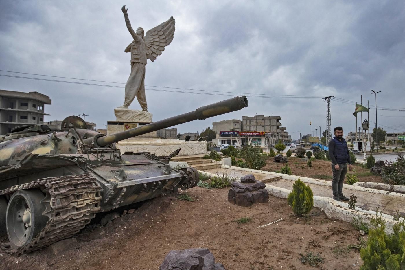 Turkey squabbles with Kurds over who is leading the fight against Islamic State / Hussam Hammoud