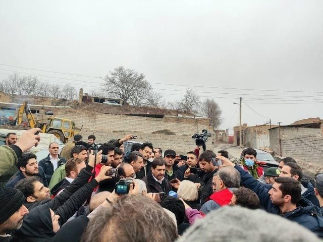 نواقص امداد رسانی به زلزله زدگان خوی طی ٤٨ ساعت آینده رفع می شود