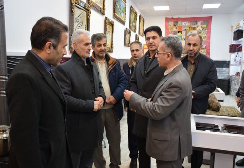 افتتاح نمایشگاه دائمی تولیدات صنایع دستی زندانیان در سنندج