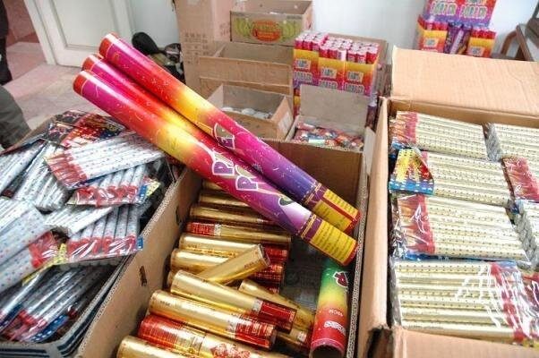 کشف بیش از ۱00 هزار مواد محترقه غیر مجاز در جوانرود