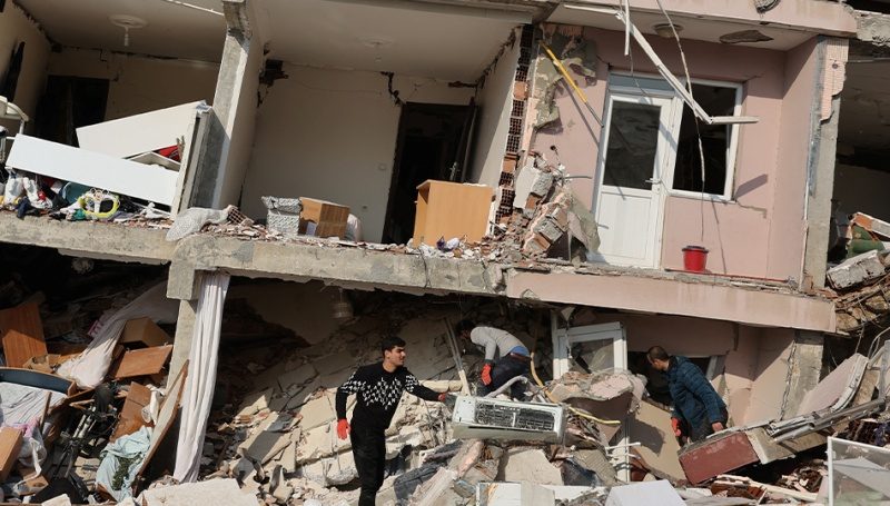 Some 40,000 Syrians return from Turkey after quake