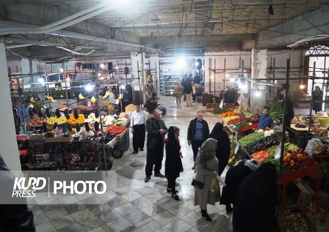 ساماندهی دستفروشان قروه  در کُمای قانون