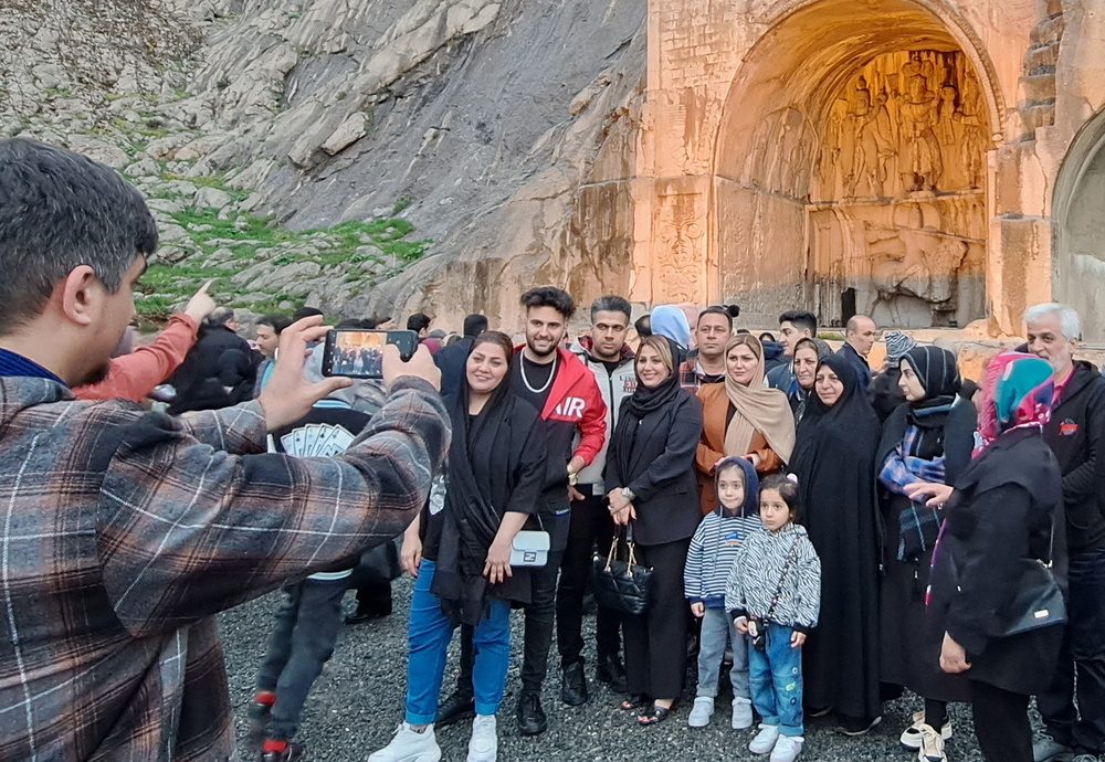 غرب کشور به یک مقصد جدید گردشگری تبدیل شده است