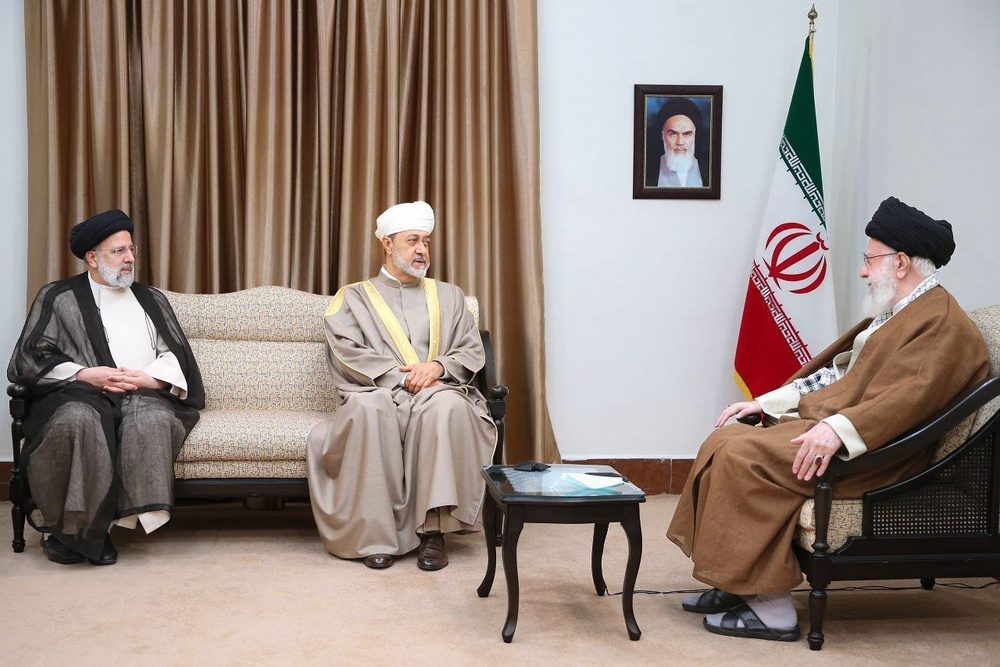 رهبر انقلاب: از روابط با مصر استقبال می کنیم