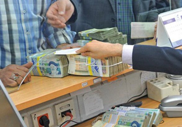 نماینده مهاباد: وزیر اقتصاد جلوی تسهیلات رانتی در بانک ها را بگیرد؟!