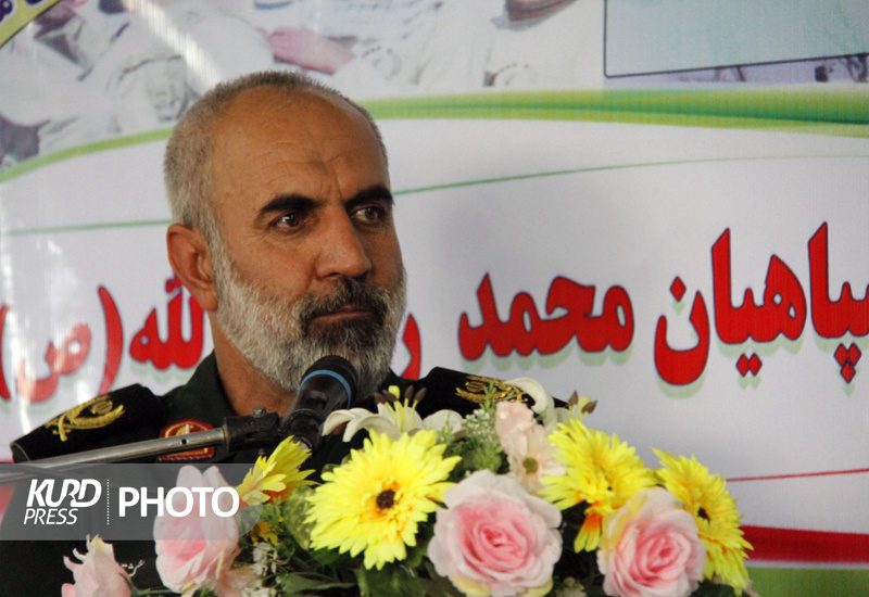 هیچ قوم، حزب و مجموعه ای حق مصادره انقلاب به نفع خود را ندارد