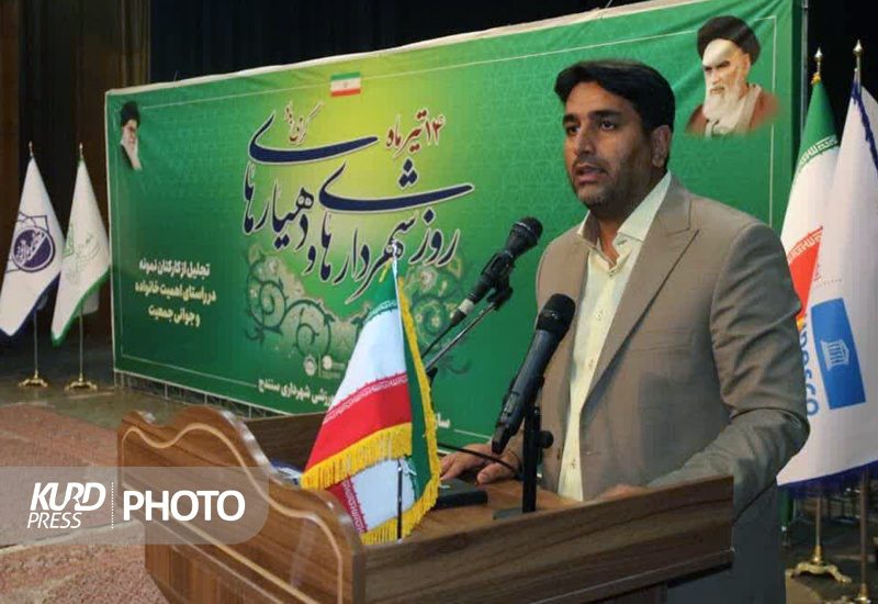شهرداری سنندج خدمات دهی را به محل شهروندان نزدیک کرده است