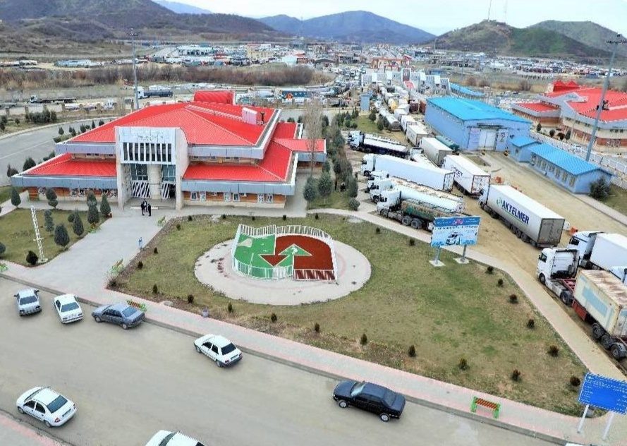 تردد ۵۶ هزار و ۶۸۴ مسافر از پایانه مرزی باشماق