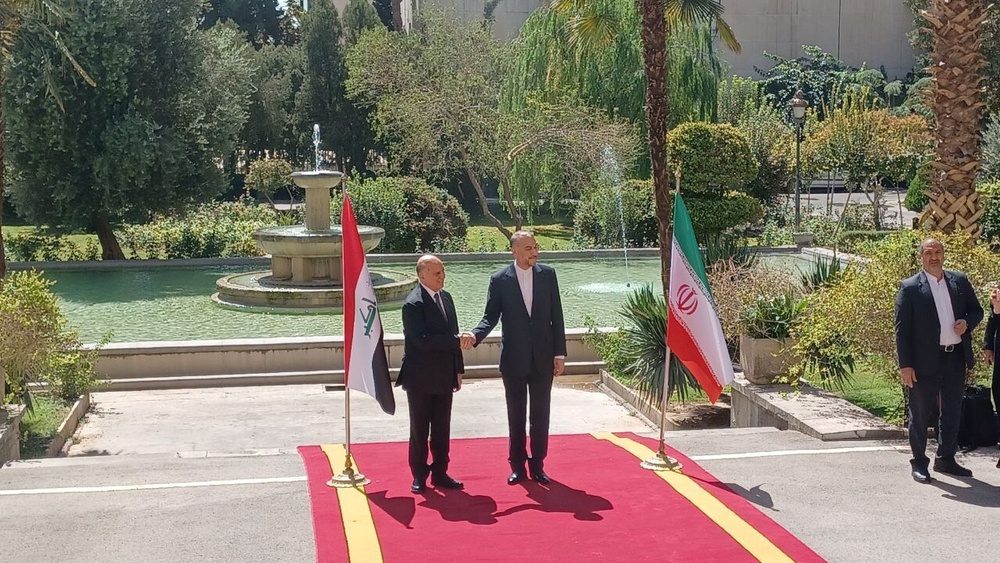 Iraqi FM Fuad Hussein arrives in Tehran