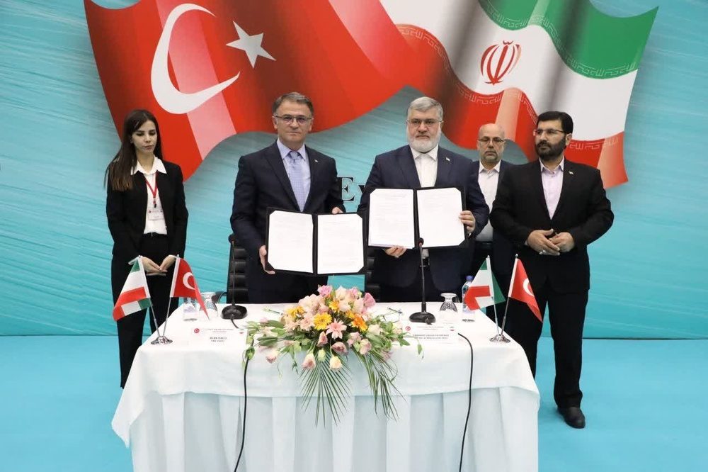 تفاهم نامه همکاری مشترک استان های مرزی ایران و ترکیه به امضا رسید