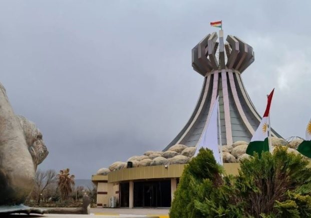 شایسته نیست که تصویب پیش نویس قانون احداث استان حلبچه دارای اهداف و انگیزه های سیاسی باشد