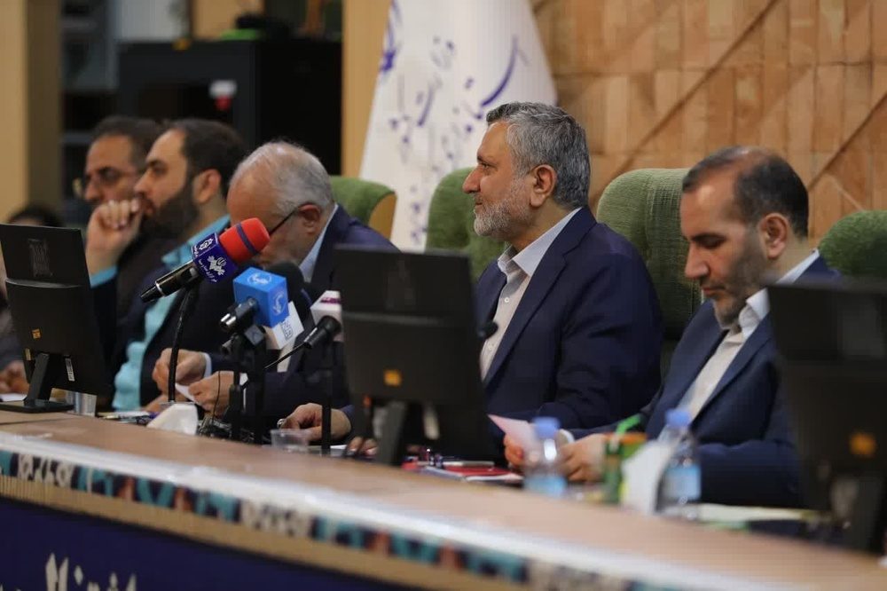 گره‌گشایی از سه پروژه‌ بزرگ کرمانشاه در دستور کار وزیر رفاه