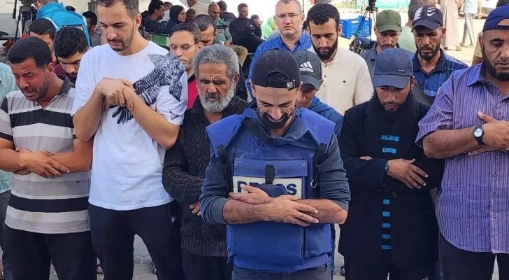 ۷ کەس لە ئەندامانی بنەماڵەی هەواڵنێری ئانادۆڵو لە بۆردوومانێکی ئیسرائیلدا گیانیان لەدەست دا/وێنە