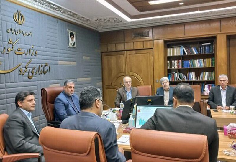 خروج مرغ از کردستان ممنوع است/لزوم برخورد با گران فروشی