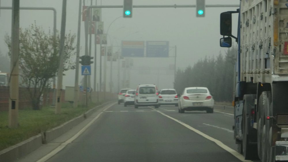 مه سنگین در دیاربکر زندگی شهروندان را مختل کرد