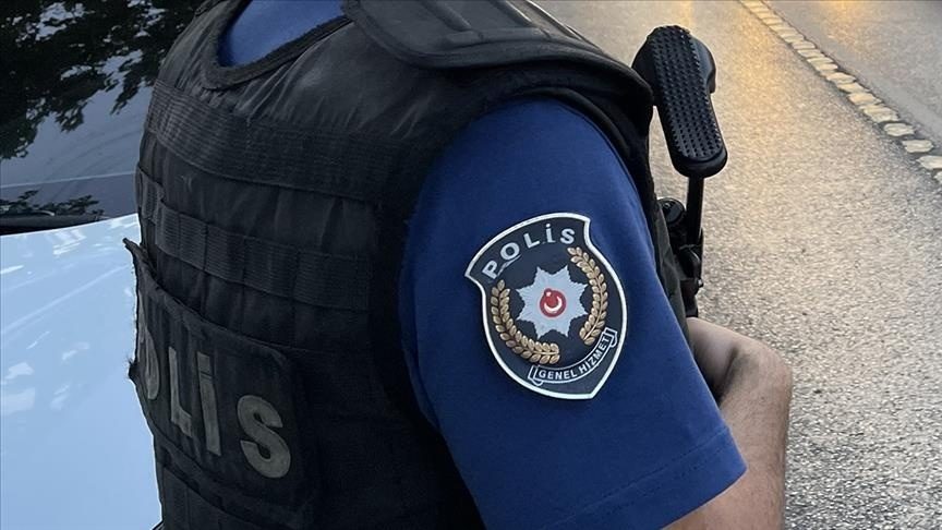 Turkish police fire rubber bullets on Kurdish protest march