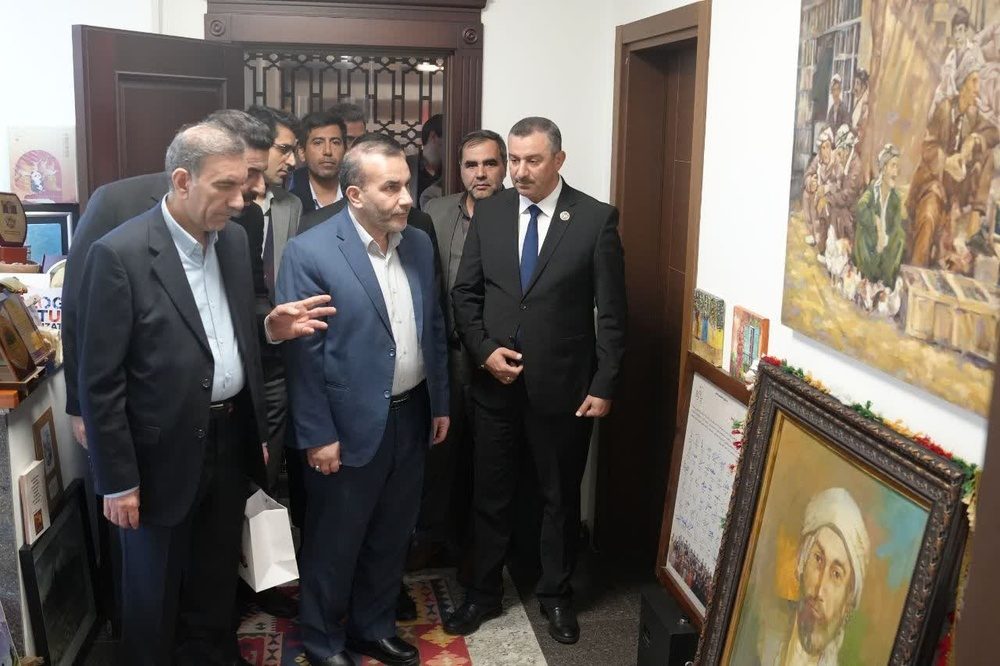  استانداران کرمانشاه و سلیمانیه برای گسترش توسعه مناسبات توافق کردند