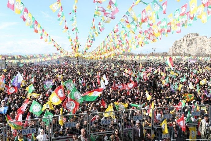 Turkey detains hundreds of Kurds for wearing ‘forbidden’ colors at Nowruz rallies