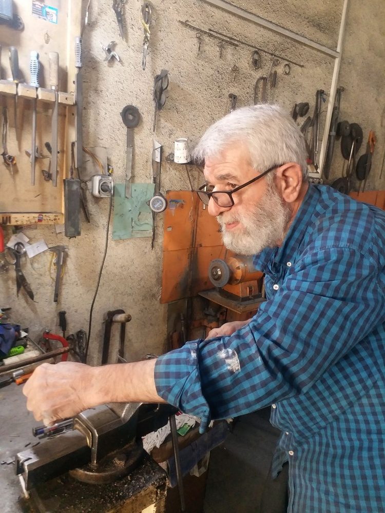 «عمو شاپور»، کاوه آهنگر دیار ما / سیروس فیضی