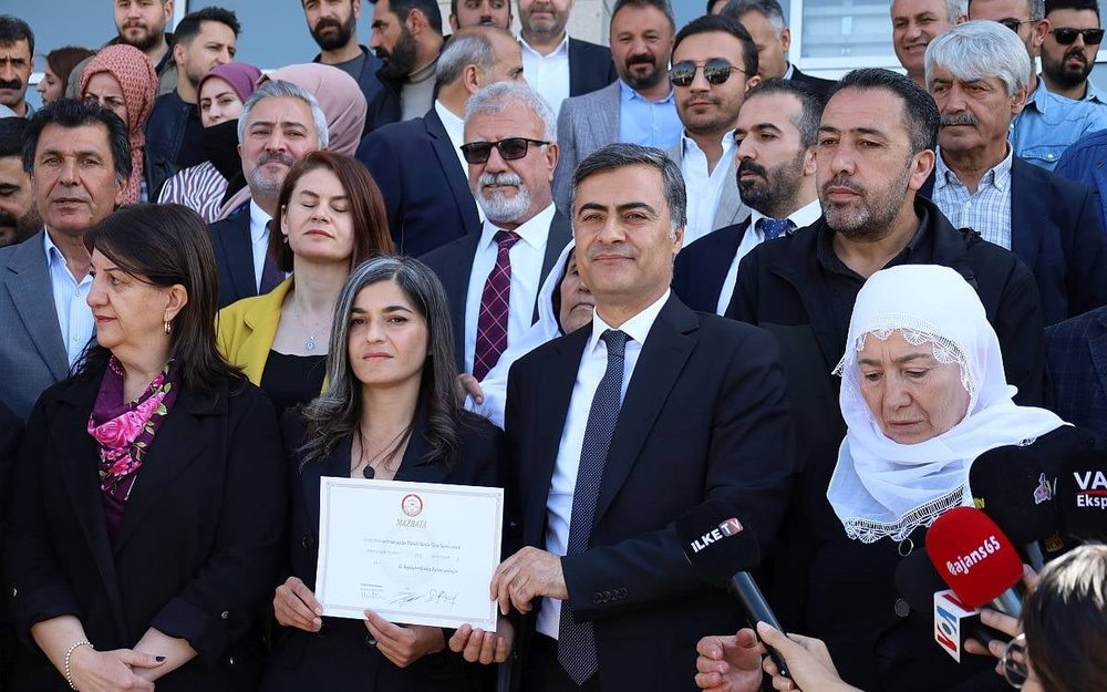 هاوسەرۆکانی شارهوانی وان بەفەرمی دەستبەکار بوون