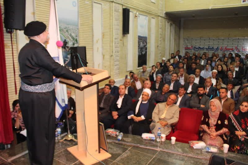تجلیل از  پدر تاریخ کرمانشاهان در دروازه اورامان / شهاب مارابی
