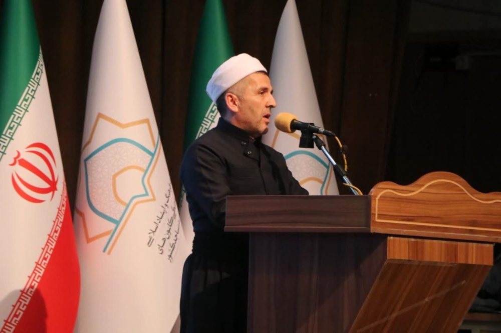 قرآن و رسول اکرم محور وحدت مسلمانان است