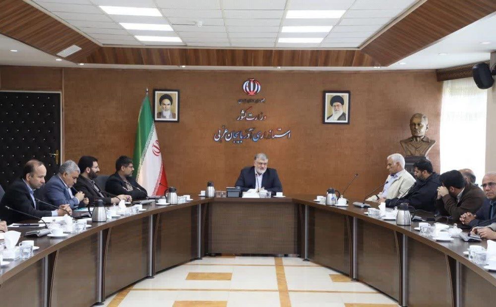 استاندار: روند سرمایه گذاری در آذربایجان غربی روانسازی می شود