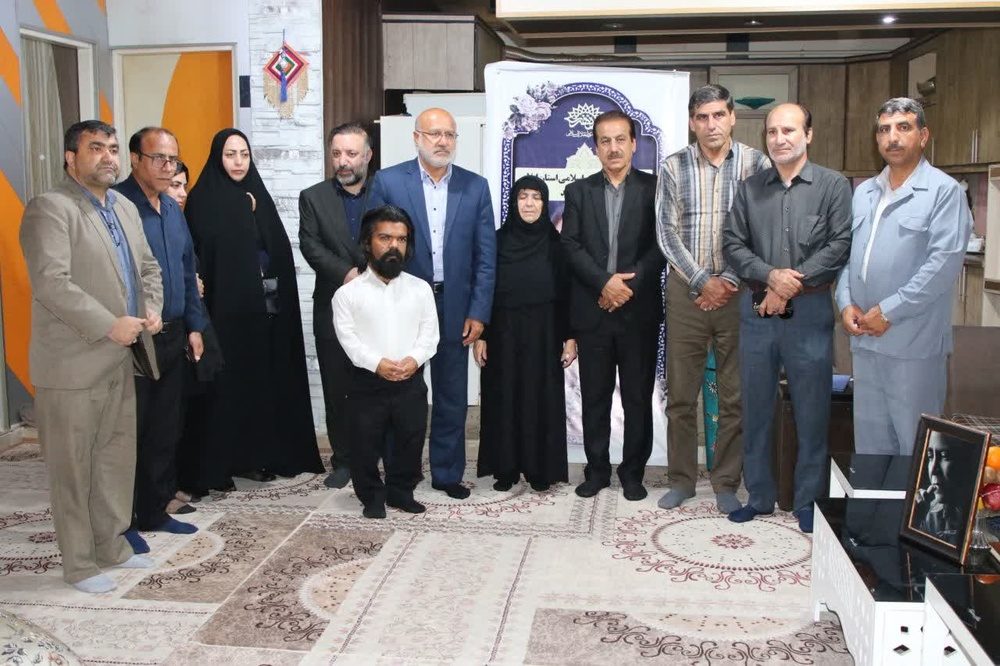 نکوداشت شاعر فقید دهلرانی در روز تولدش برگزار شد