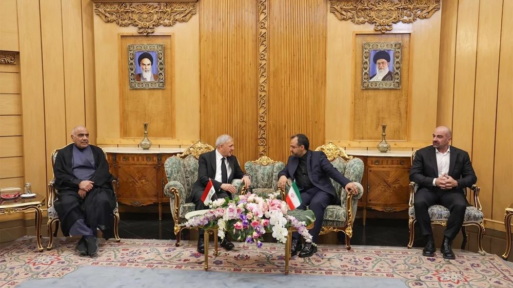 بافڵ تاڵەبانی و عەبدوللەتیف ڕەشید بۆ بەشداری لە پرسەی ئیبراهیم ڕەئیسی گەیشتنە تاران