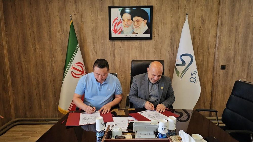 چینی ها در ماکو شهر خودرویی می سازند