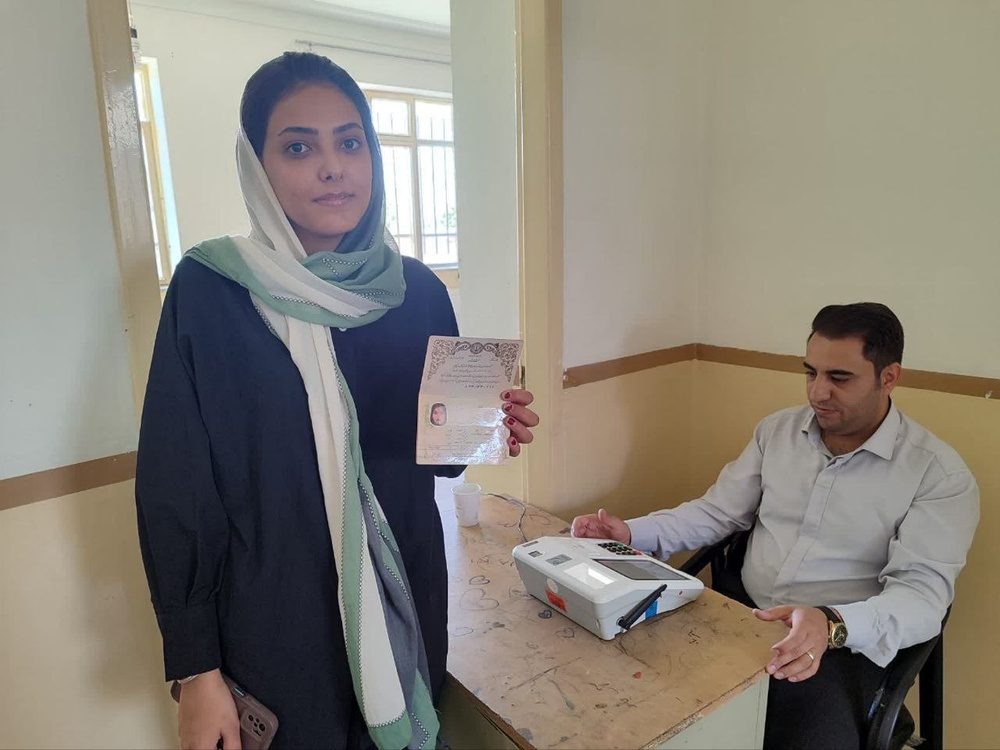 اندر حکایت اهانت معدودی خارج نشین به رای دهندگان به ایرانیت