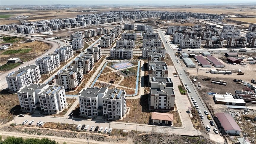 تکمیل ۶ هزار واحد مسکونی برای زلزلهزدگان دیاربکر