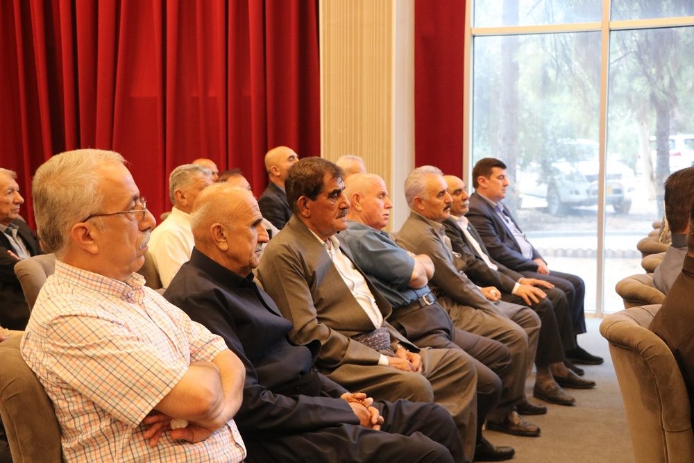 جنبش تغییر رئیس، معاون و دبیر مجمع عمومی را انتخاب کرد+ عکس