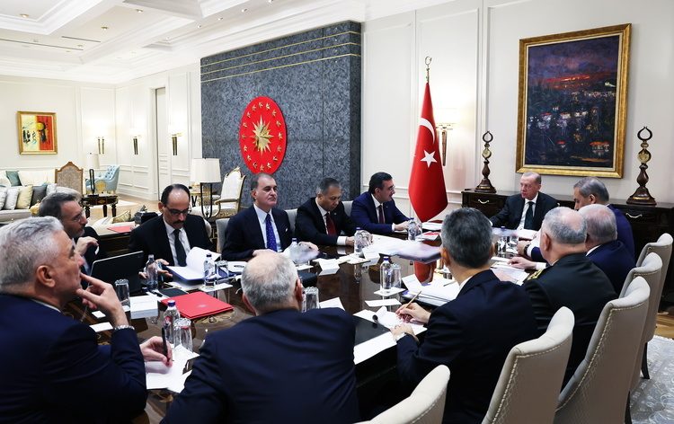 برگزاری نشست امنیتی با حضور اردوغان در فرودگاه آتاتورک