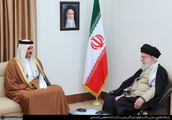 رهبر انقلاب: گسترش روابط با همسایگان، سیاست قطعی ایران است