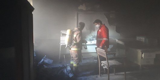 اتصالی سیم برق، مدرسه بشارت قروه را به آتش کشید