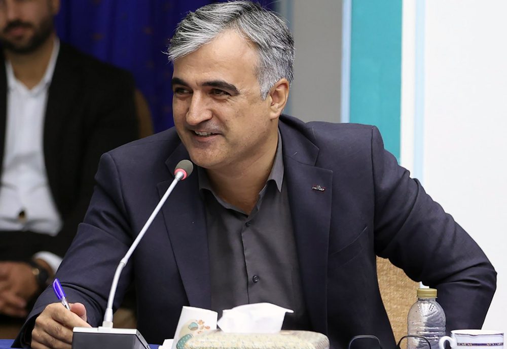 کاهش ۱۰ درصدی سرقت در سنندج؛ تأکید فرماندار بر ساماندهی معتادان متجاهر و صنوف آلاینده